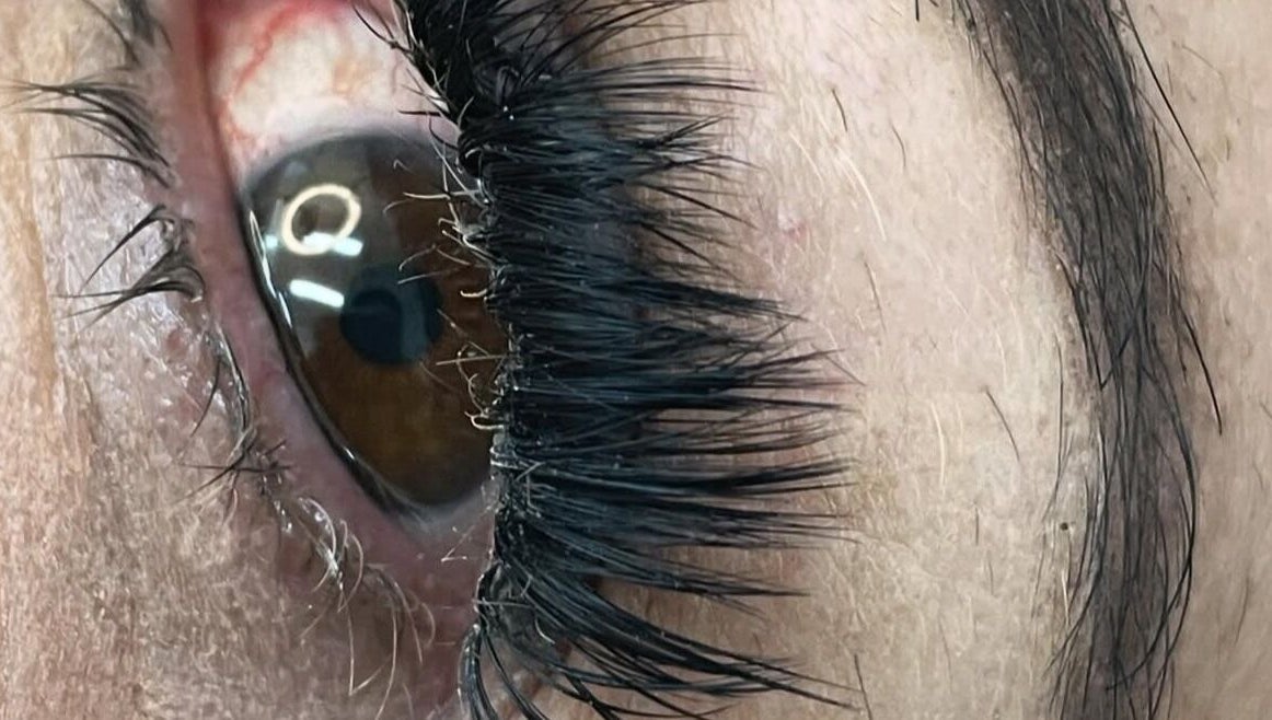 Detailed close-up of eyelash extensions by Lashes by Simone in Boksburg, Gauteng, ZA.