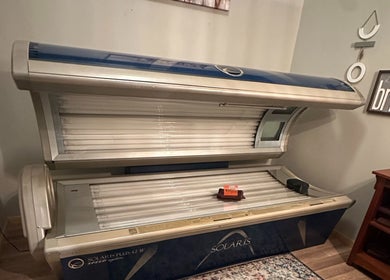 Tanning bed at The Body Shoppe, Darlington, Wisconsin, US, offering premium tanning services.