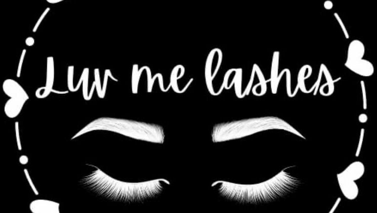 Luv Me Lashes image 1