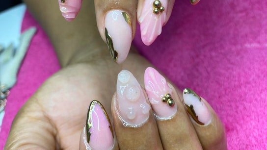 Nail and Art by Viola