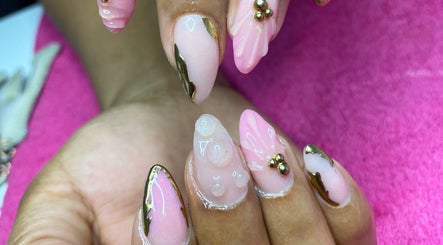 Nail and Art by Viola