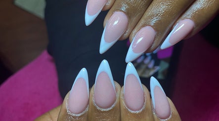 Nail and Art by Viola