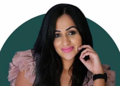 Smiling person at Emma's Express Beauty Studio in Cape Town, Western Cape, ZA.