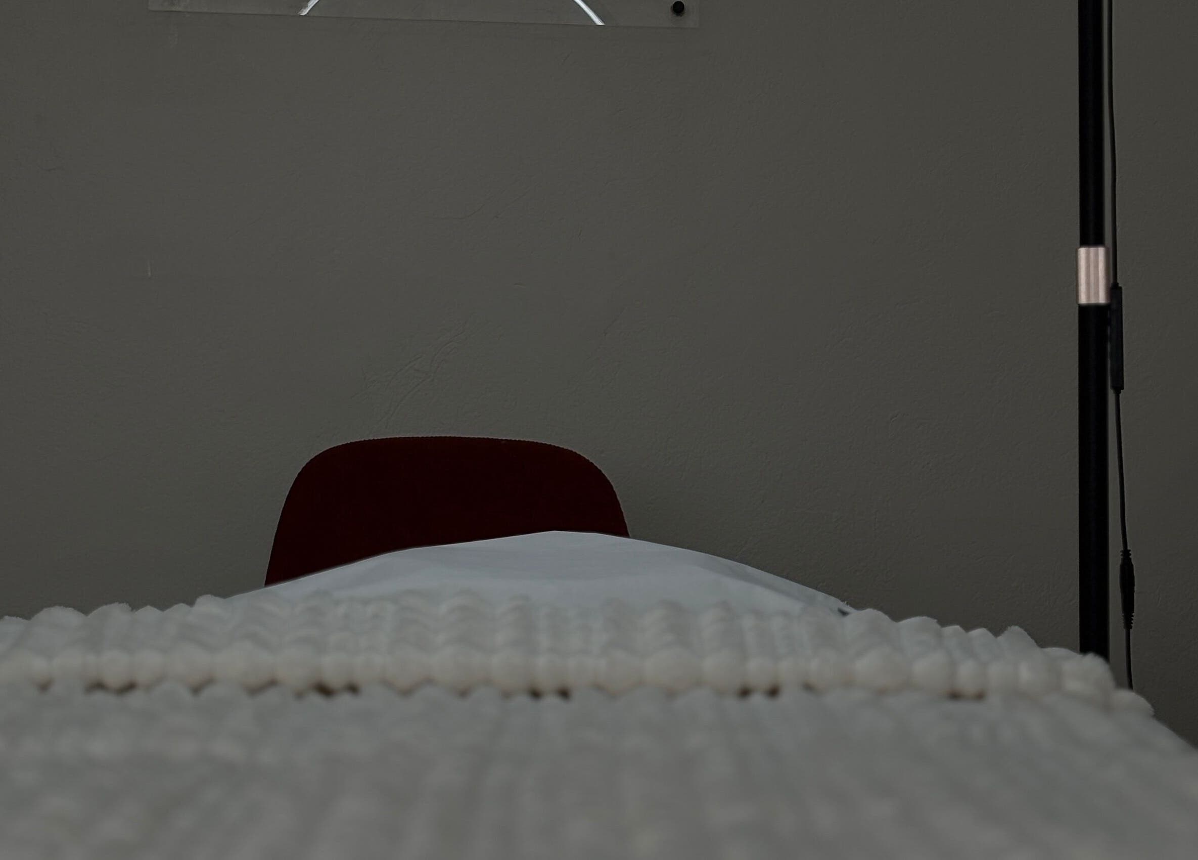 Tranquil spa bed setup at Aesthetic Aura in Randburg, Gauteng, ZA, designed for relaxation and wellness therapies.