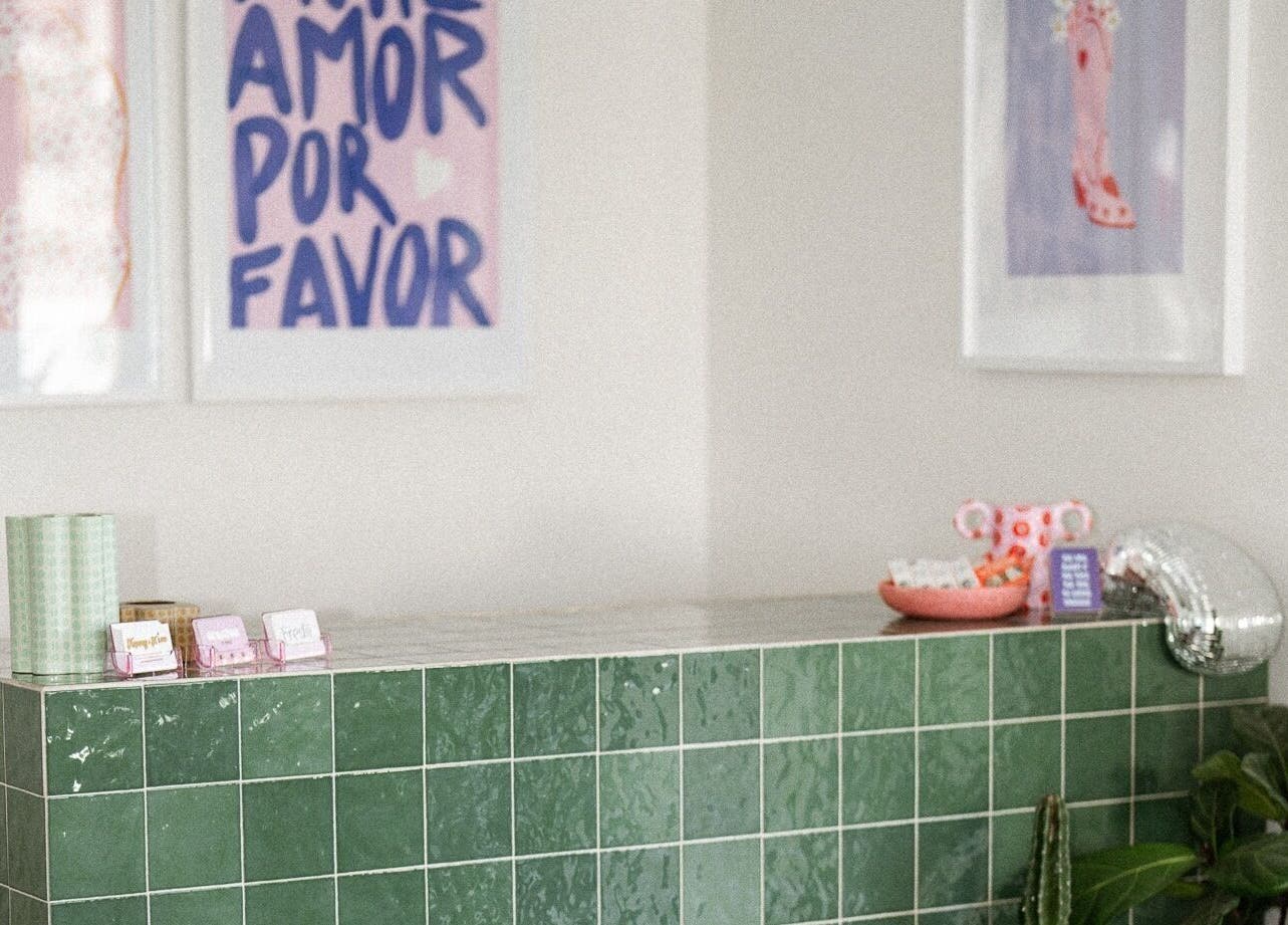 Stylish reception at Hunny Mane Hair Artistry, Maroochydore, Queensland, AU with decor and artworks.