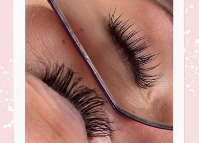 Beautiful lash extensions at Faces by Faye Shakespeare, Stourbridge, England, GB. Perfectly accentuated eyes.