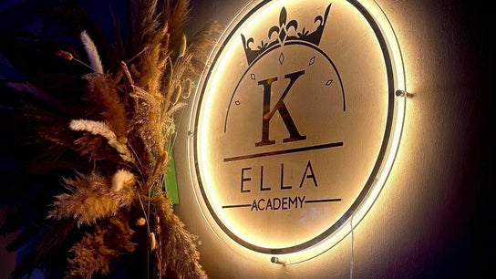 KELLA lash academy
