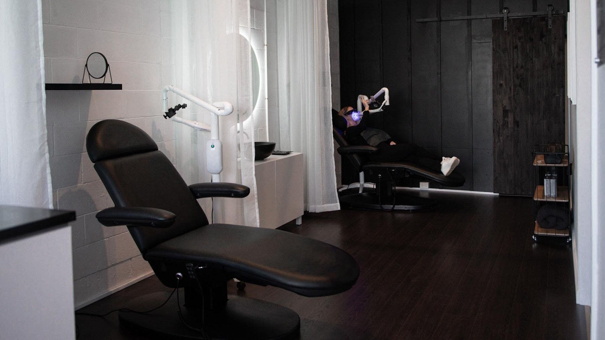Sleek interior of The Whitening Co - Whangarei in Whangārei, Northland, NZ featuring modern dental chair and equipment.