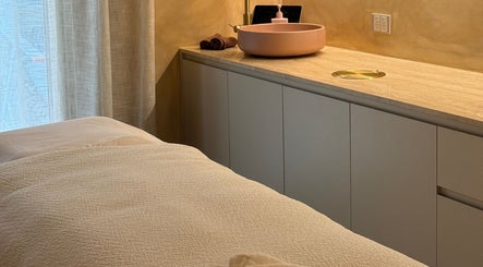 Vanity House