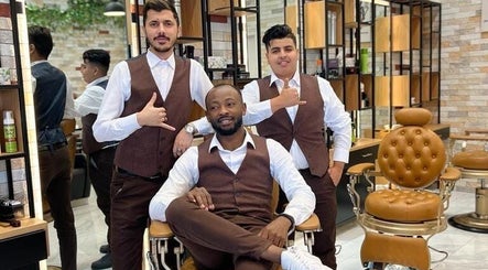 Clippers And Cutters Gents Salon image 3