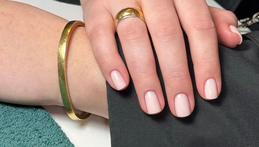NailsByEmma at Molly Elizabeth studios  image 1