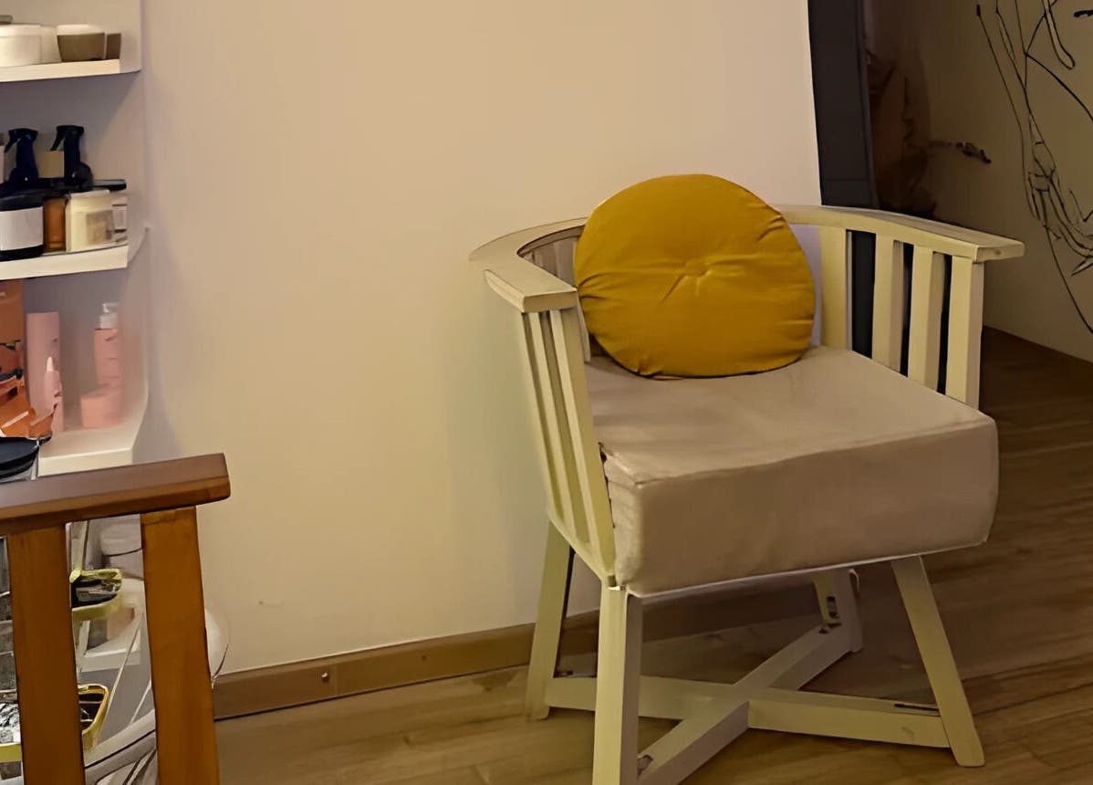 Уютный уголок с креслом в SHarm Spa Center, Буэнос-Айрес, Буэнос-Айрес, AR.