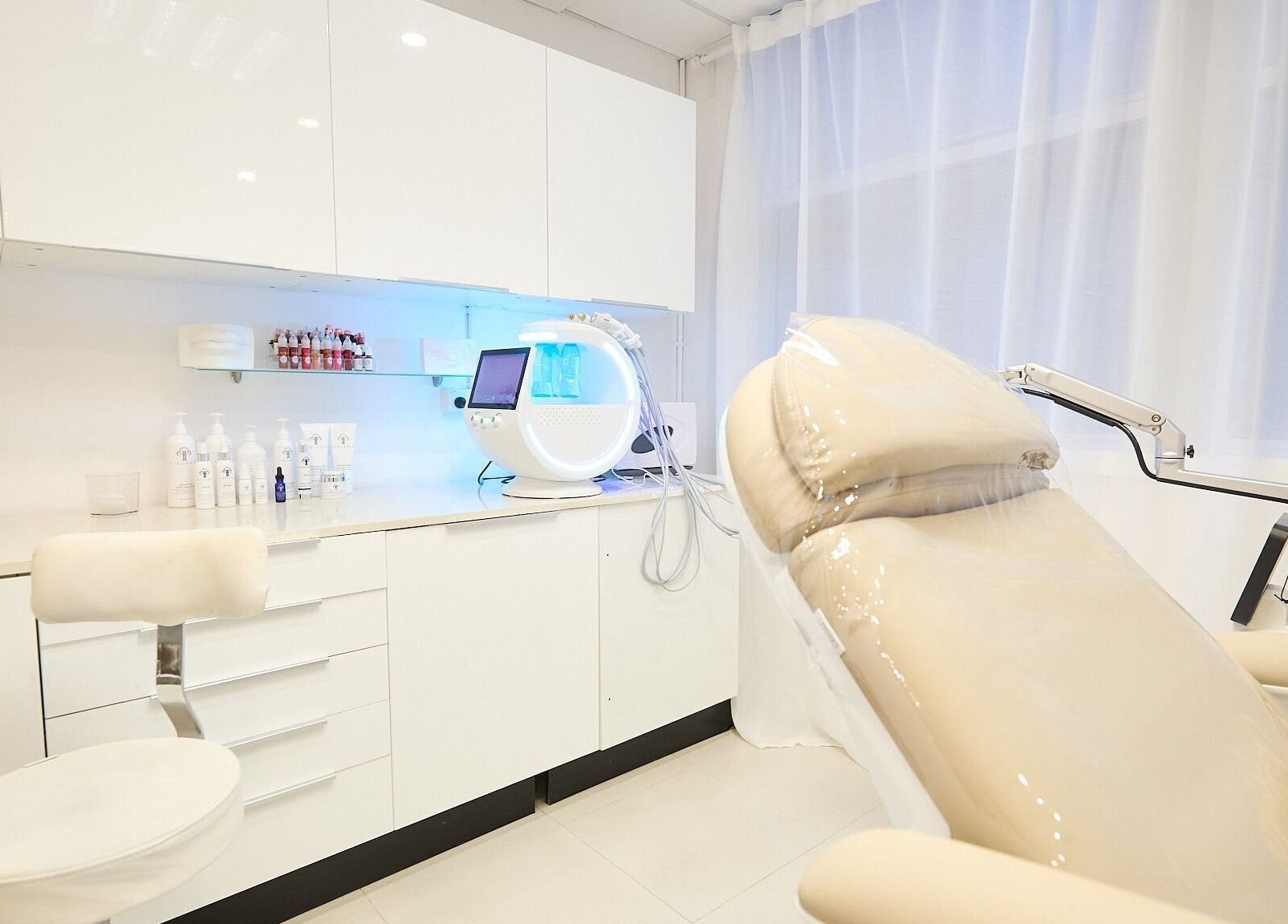 Modern treatment room at Arte Aesthetics in Sydney, New South Wales, AU featuring sleek design and advanced equipment.