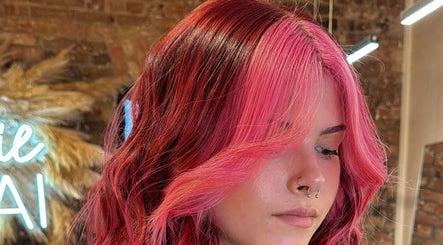 Sarah Ashley Hair at Woolf Kings X