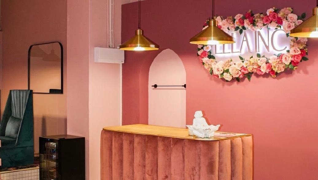 Stylish interior of Ellainc Beauty Nail Bar in Cape Town, Western Cape, ZA, featuring elegant floral accents.