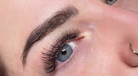 Rachel Allen Brows and Lashes image 3
