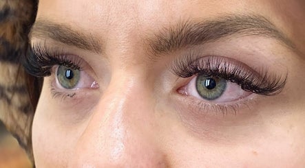 Calla Lashes and Brows image 3