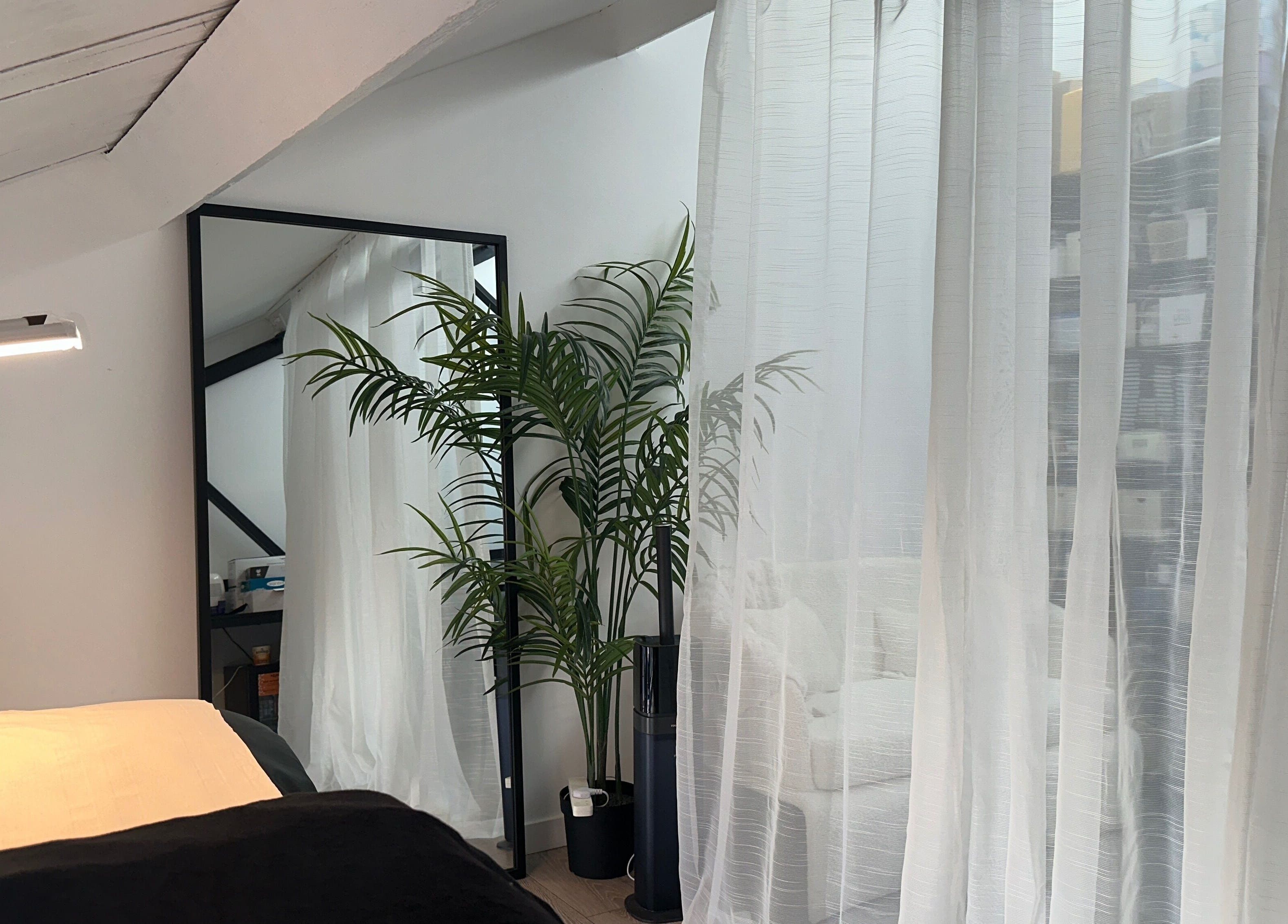 Relaxing space at PRF London | JazLooks, Wembley, England, GB, with elegant decor and soothing ambiance.