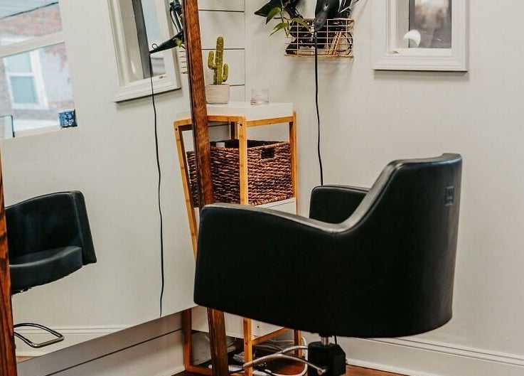 Modern salon chair and station at Kyana Britner with Texture+Sage in Fremont, Ohio, US.