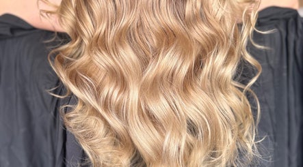 AMMO Hair And Beauty