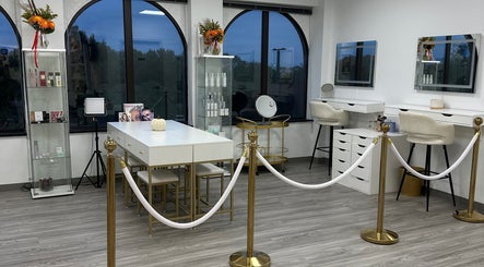 Modern and elegant beauty salon at Sole Radiance, Oakbrook, Illinois, US with stylish decor and seating.