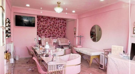 Femme Beauté Salon