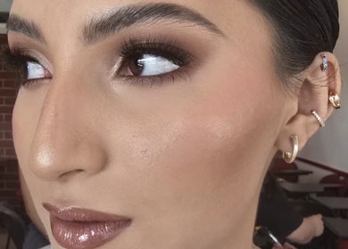 Maquillaje sofisticado en Ilove Salon, Chihuahua, Chihuahua, MX, resalta belleza natural.
