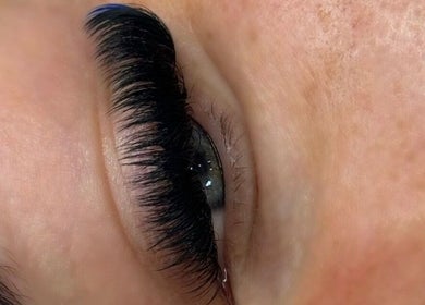 Close-up of stunning eyelash extensions at Angel Eyes by Sumaya in Bournemouth, England, GB.