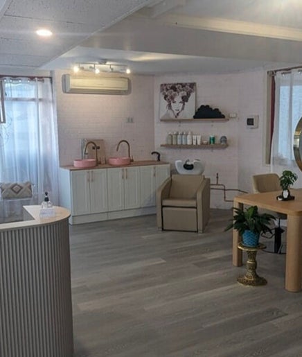Chloe Hair Studio image 2