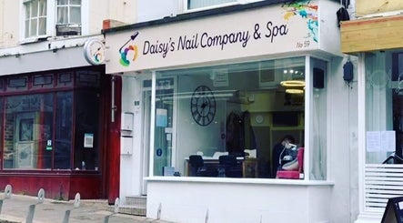 Daisy’s Nail Company SPA – obraz 3