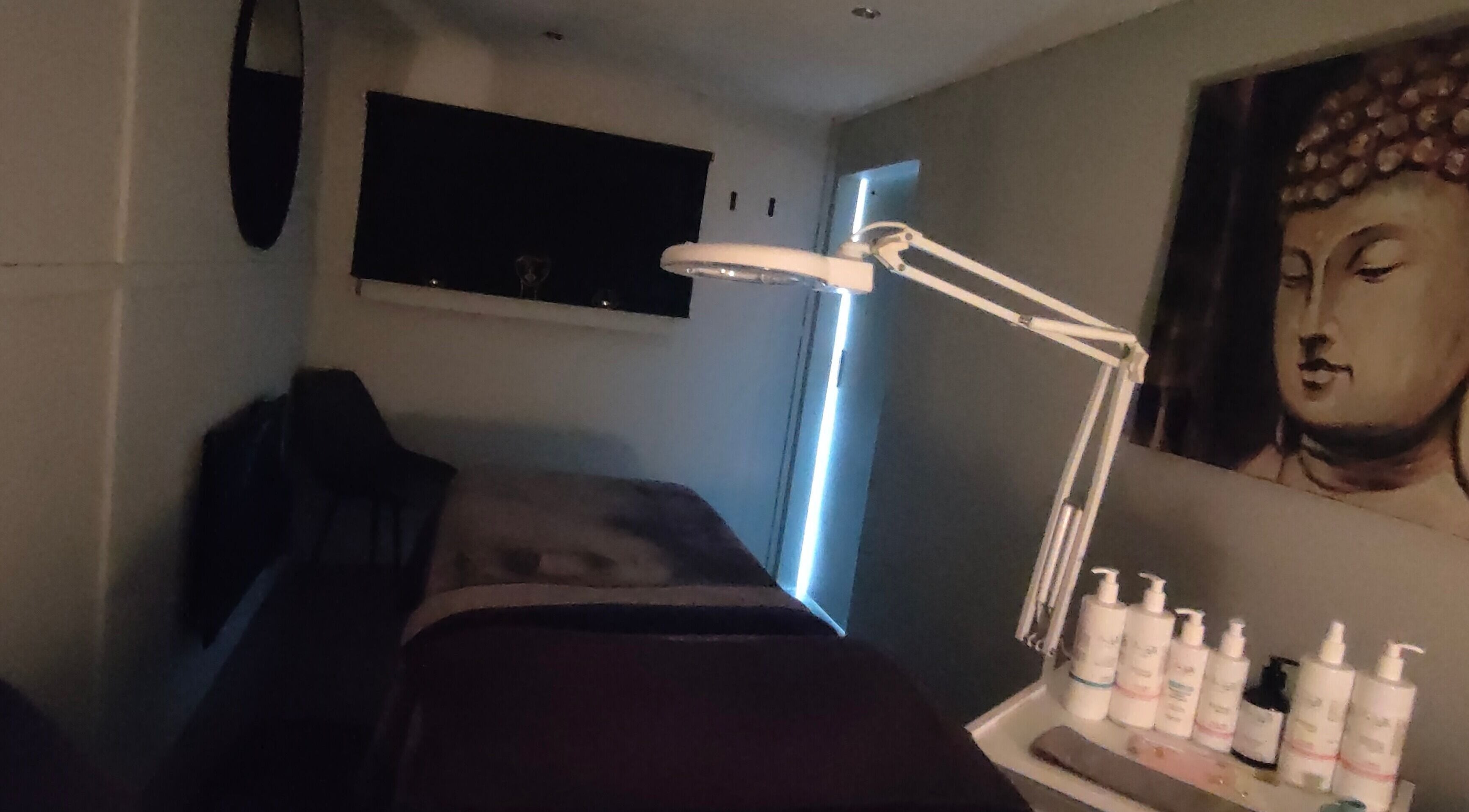Tranquil therapy room at Inner Beauty by Kirsty, Carrickfergus, Northern Ireland, GB featuring serene decor.