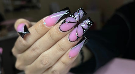 Pretty Nails Society