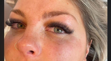 Stunning eyelash extensions at Erin’s Lashes - Beauty Evolution, Somerville, Victoria, AU.