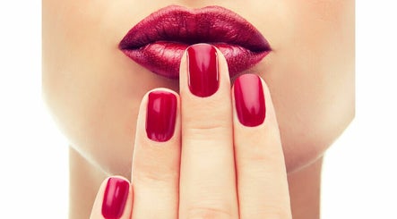 The Nail Stylist