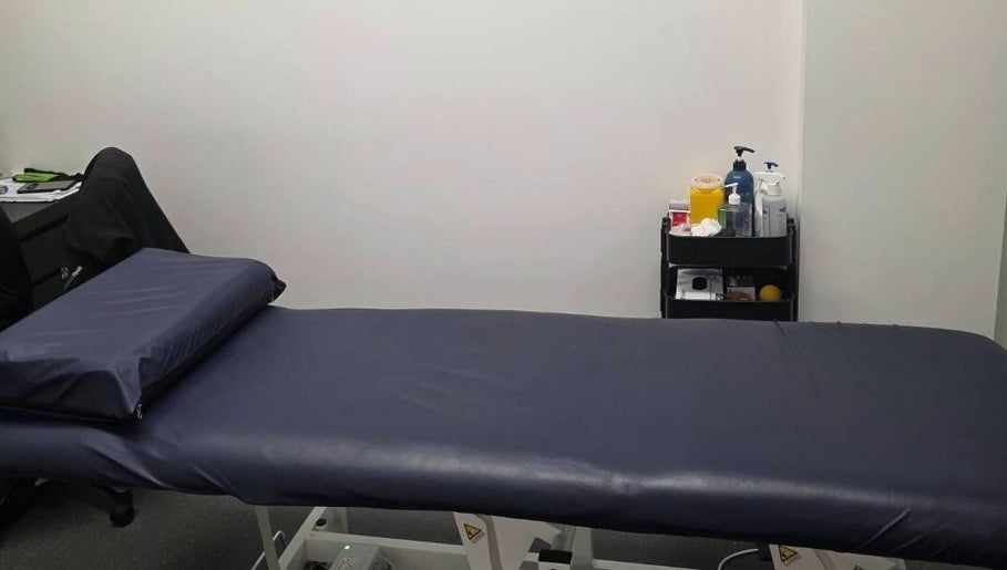Relaxing massage room at Thai Fusion Remedial Massage, Southport, Queensland, AU with a comfortable treatment table.