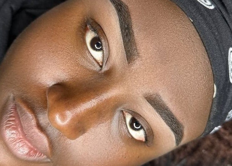 Close-up of perfectly shaped brows at Glowmeup, Rochdale, England, GB, showcasing expert styling.