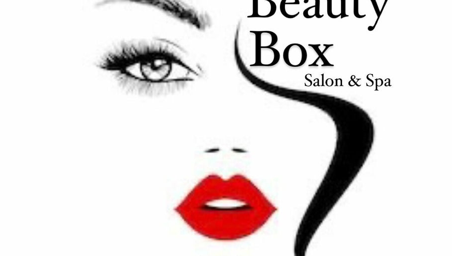 Glamourgirl Beauty Box image 1