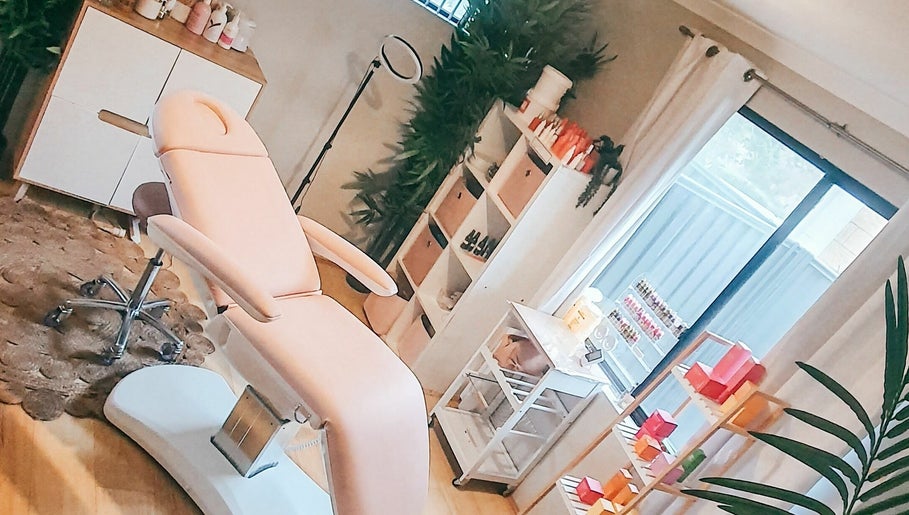 Peachee image 1