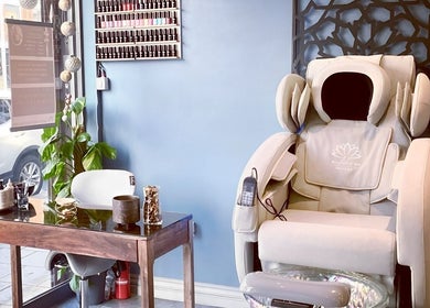 Relaxing massage chair at Belle Vous Spa Nine Elms in London, England, GB.