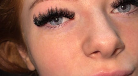 Belfast Brows & Lash Extensions