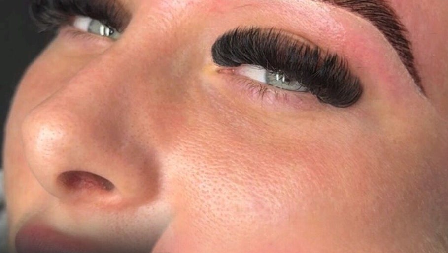 Image de Belfast Brows And Lash Extensions 1