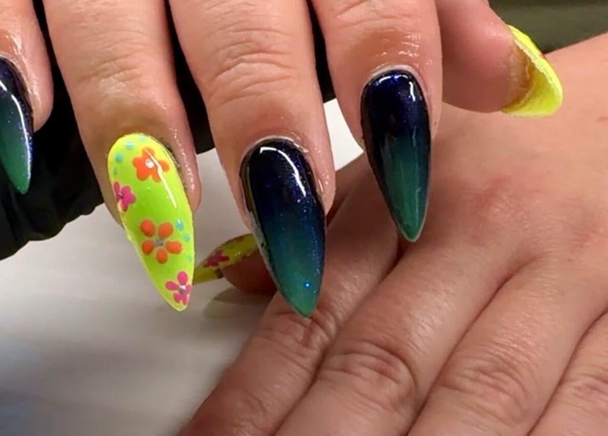 Elegant gradient and floral nail art at Afterglow Beauty, Cambridge, England, GB