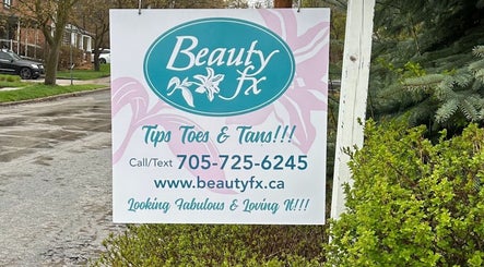 Image de Beauty FX Tips Toes & Tans Day Spa 2