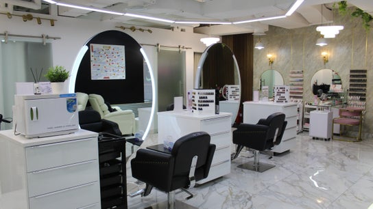 Top 5 Beauty Salon