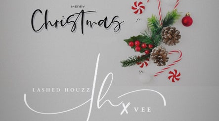 Festive decor at Lashed Houzz x Vee, Port of Spain, TT for a Merry Christmas celebration.