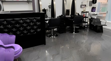 MAUVÉNNA hair salon – obraz 2