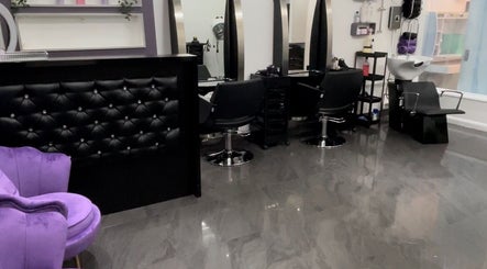 MAUVÉNNA hair salon imagem 2