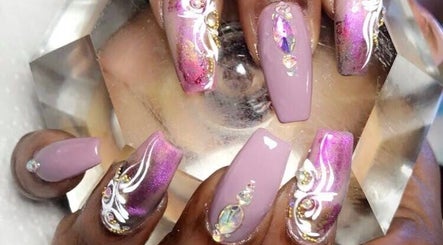 Kreative Tips and Toes imagine 2