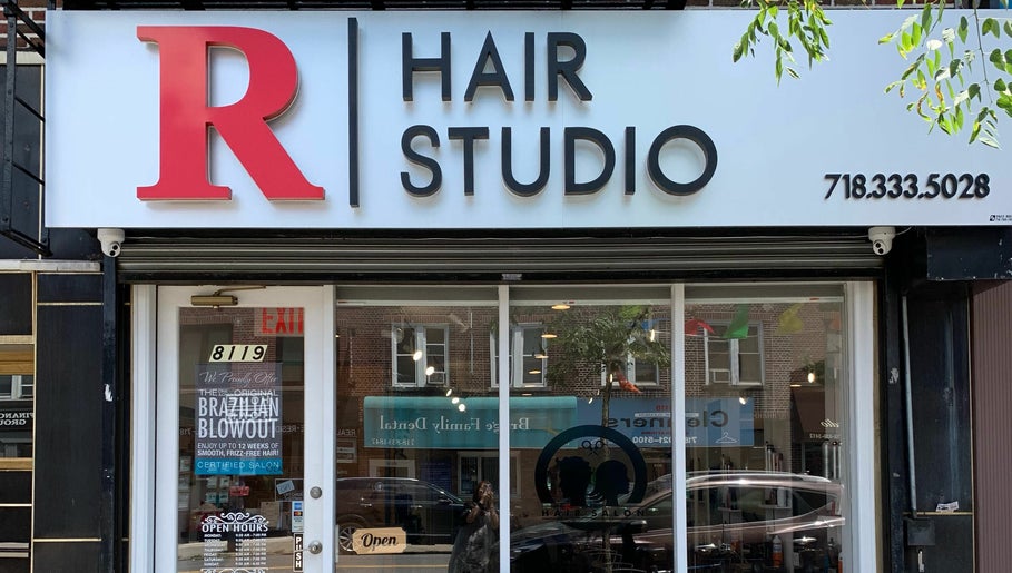 R Hair Studio, bilde 1