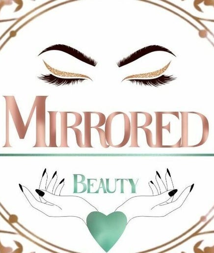 Mirrored Beauty 2paveikslėlis